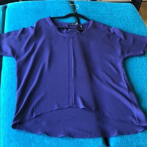 Tahari short sleeve top